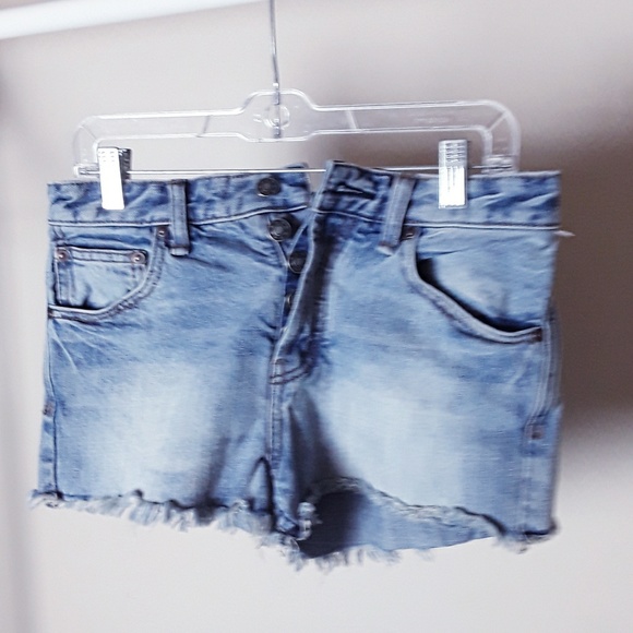 Free People  shorts... - Picture 5 of 8